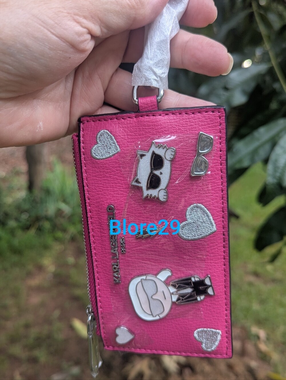 MAYBELLE LANYARD WALLET